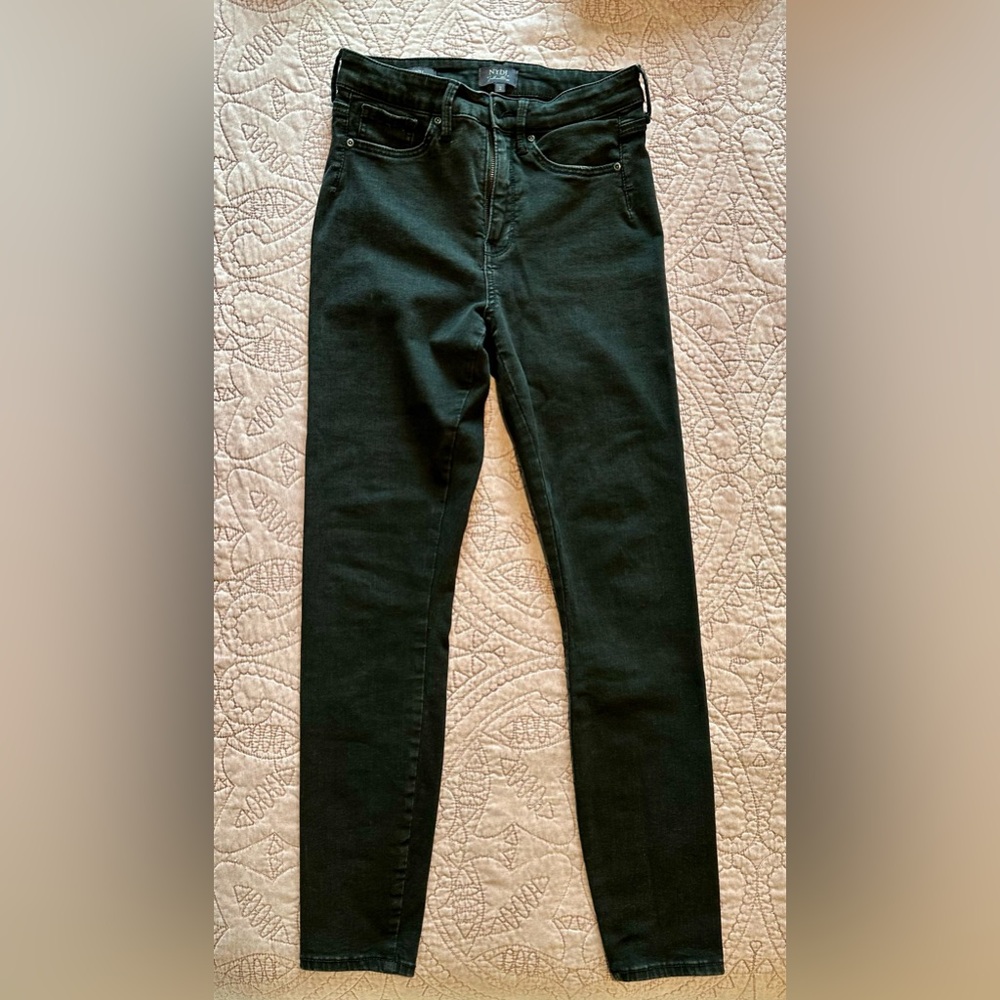 NYDJ Black Skinny Jeans with Stretch and Streamlined Fit